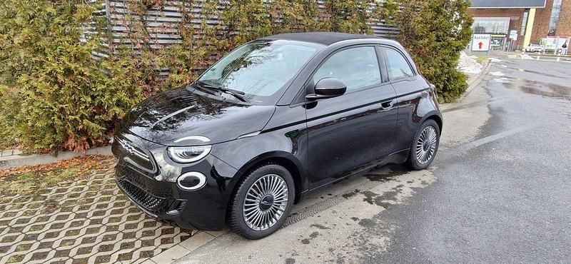 Gebraucht Fiat 500e 86 kW (118 PS) 2023 Schwarz Cabrio