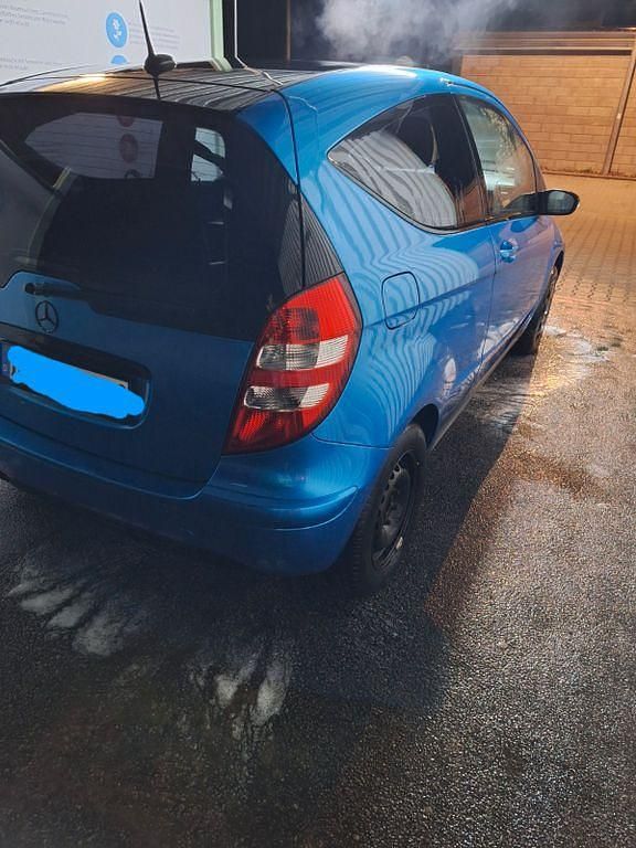 Gebraucht Mercedes A150 Classic 95 PS (69 kW) 2006 Blau Limousine