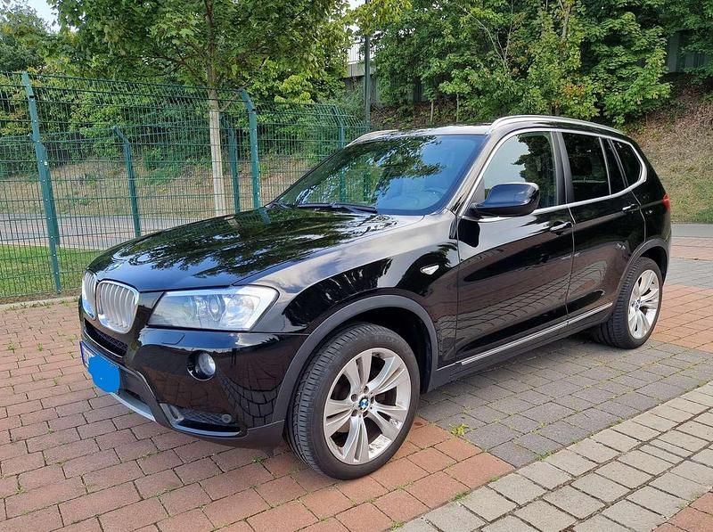 Schwarz Gebraucht 2013 BMW X3 xLine SUV | 9.800 € (Guter Preis) - Bild 1/4
