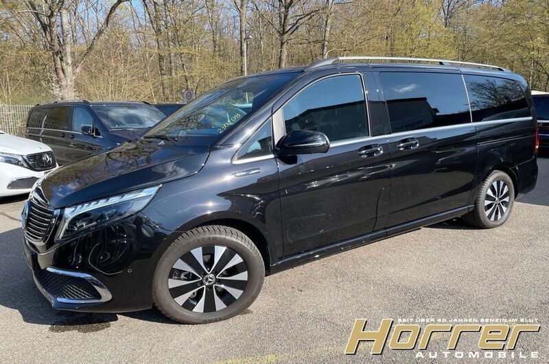 Schwarz Gebraucht 2021 Mercedes EQV300 Avantgarde Van / Kleinbus | 48.780 € (Superpreis) - Bild 1/4