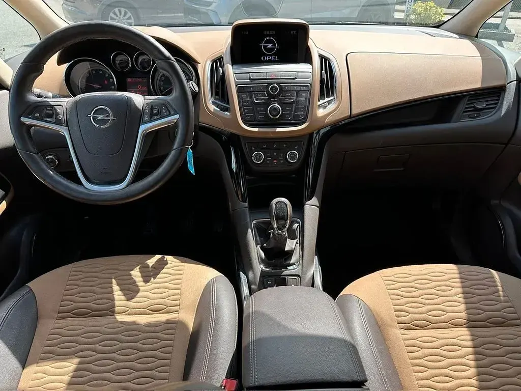 Gebraucht Opel Zafira Tourer Innovation 170 PS (125 kW) 2013 Schwarz Van / Kleinbus
