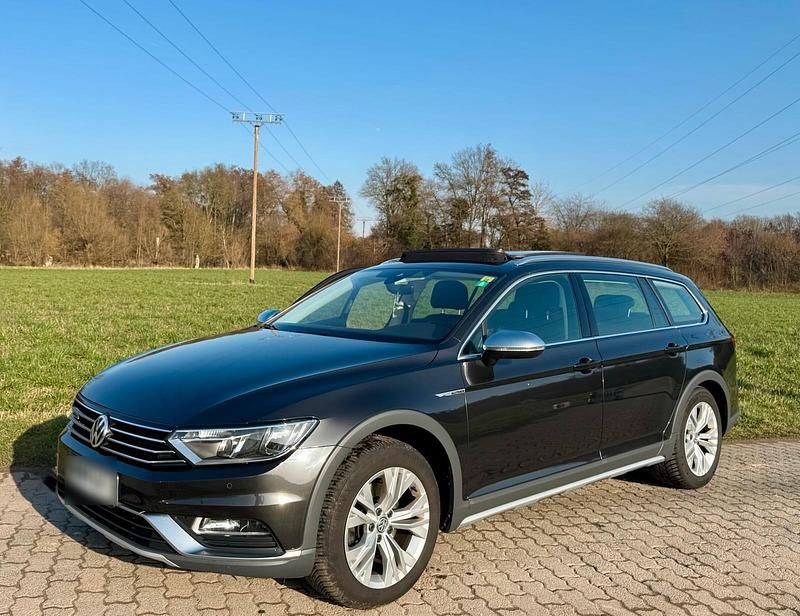 Gebraucht VW Passat Alltrack 190 PS (139 kW) 2019 Grau Kombi