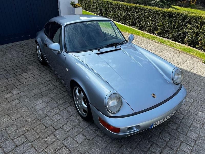 Second-hand Porsche 964 260 CP (191 kW) 1992 Argintiu Coupe