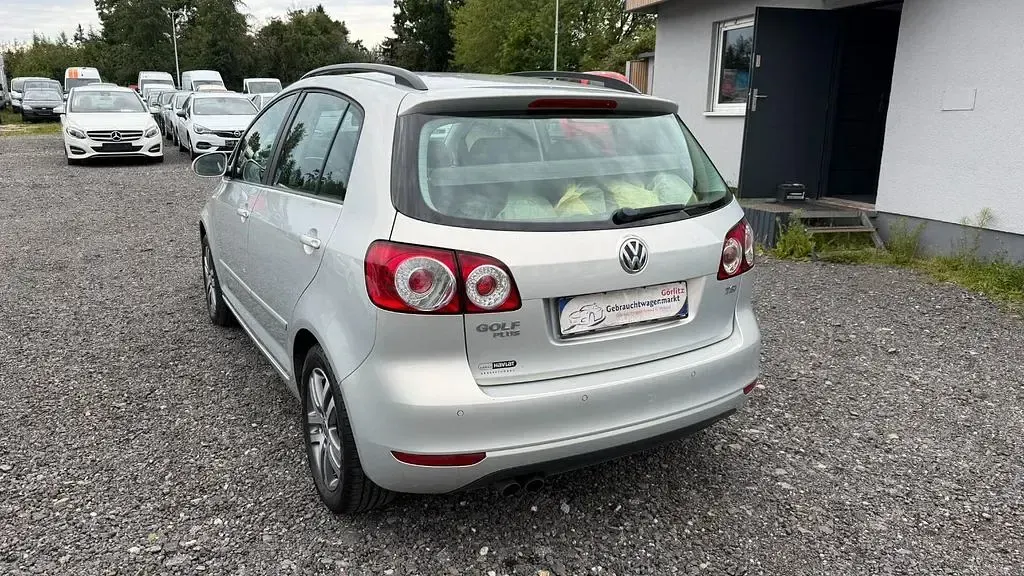 Gebraucht VW Golf Plus Comfortline 122 PS (89 kW) 2009 Gold Van / Kleinbus
