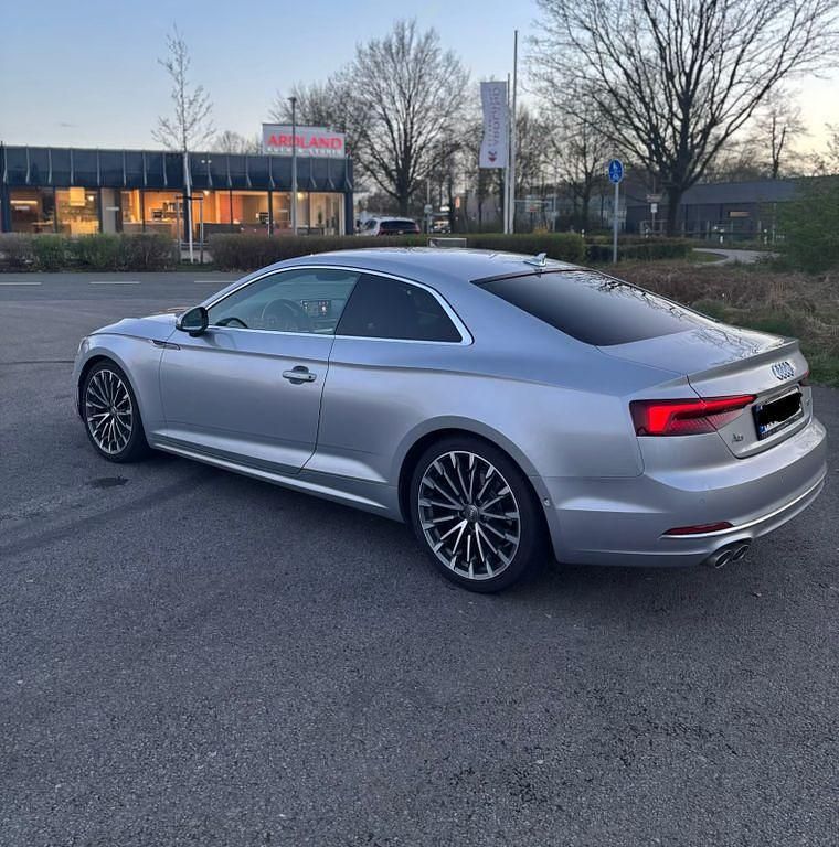 Gebraucht Audi A5 S-Line 190 PS (139 kW) 2018 Silber Coupé