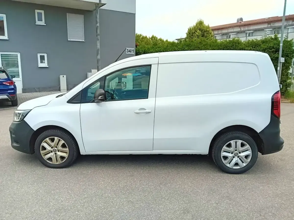 Gebraucht Renault Kangoo 95 PS (69 kW) 2021 Mineral weiss Van / Kleinbus