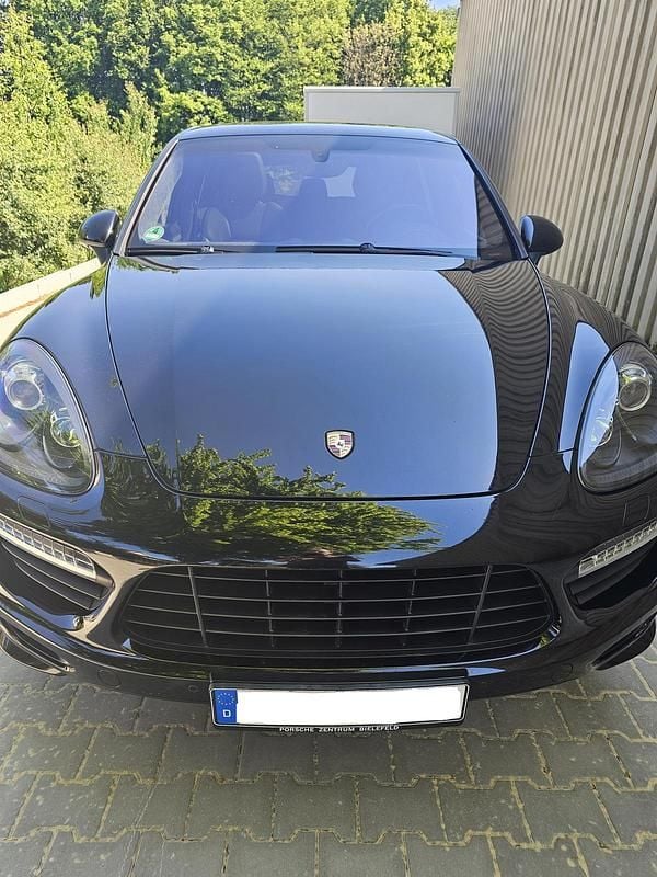 Gebraucht Porsche Cayenne GTS 420 PS (308 kW) 2012 Schwarz SUV