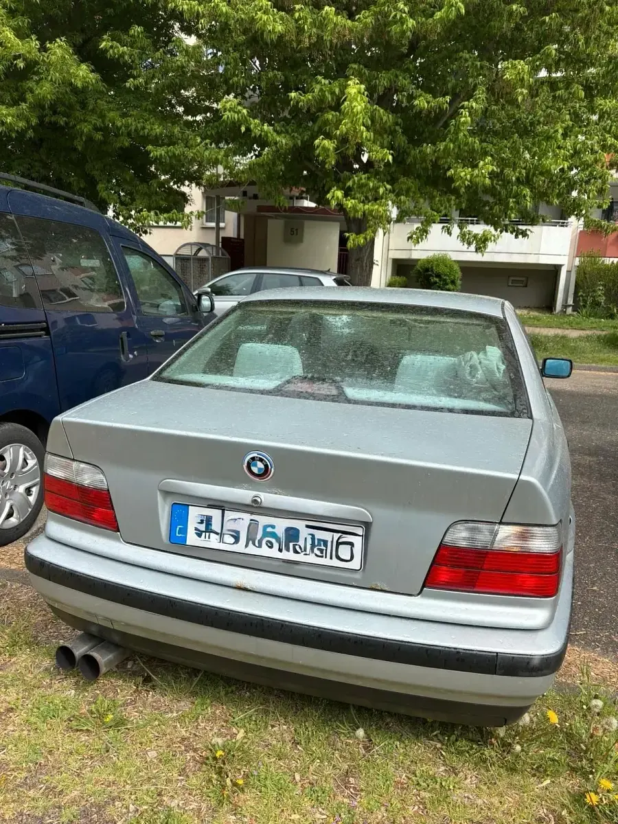 Używany BMW 320 150 KM (110 kW) 1997 Srebrny Sedan/Limuzyna