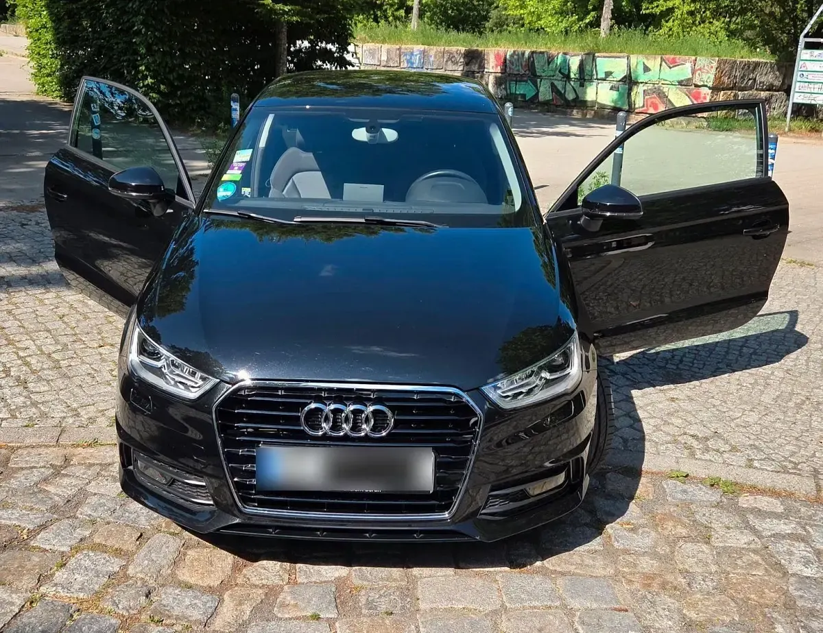 Gebraucht Audi A1 S-Line 95 PS (69 kW) 2016 Schwarz Kleinwagen