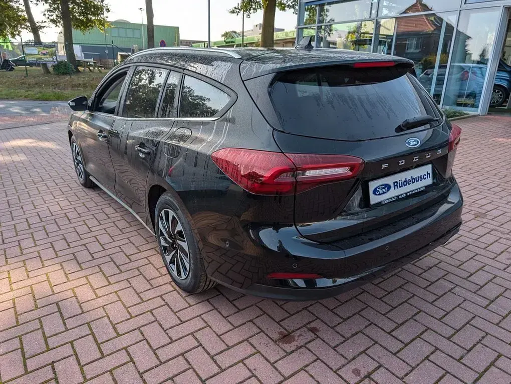 Usata Ford Focus Titanium 116 CV (85 kW) 2024 Nero Berlina