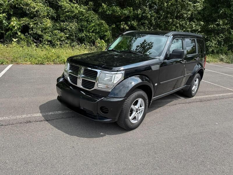 Schwarz Gebraucht 2008 Dodge Nitro SUV | 3.850 € (Fairer Preis) - Bild 1/4