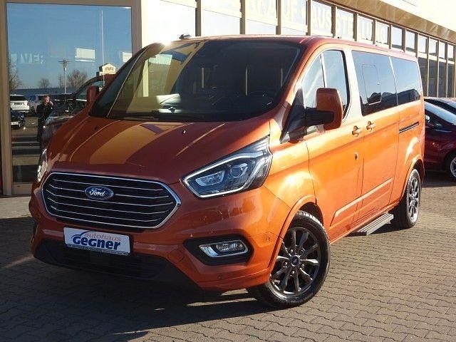Gebraucht Ford Tourneo Titanium X 185 PS (136 kW) 2020 Orange glow Van / Kleinbus