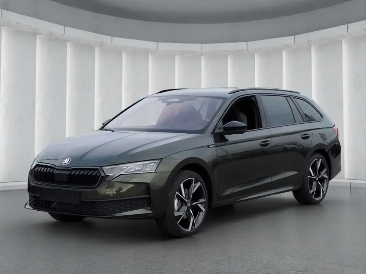 Gebraucht Skoda Octavia SportLine 150 PS (110 kW) 2026 Dunkelgruen Kombi