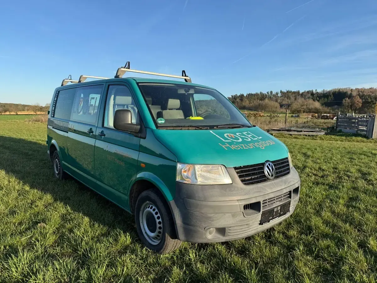 Käytetty VW Transporter 131 HP (96 kW) 2007 Vihreä Van