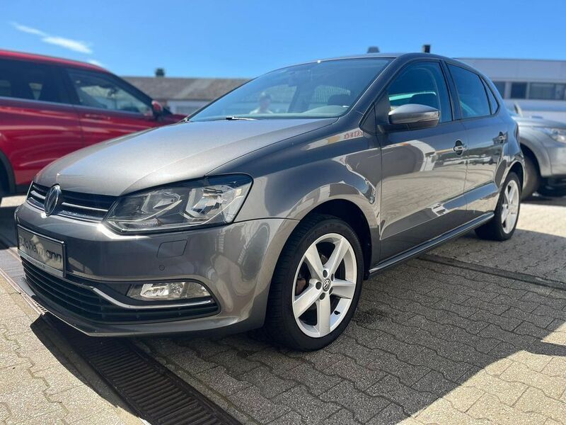 Grau Gebraucht 2017 VW Polo Comfortline Limousine | 11.990 € (Etwas zu teuer) - Bild 1/4