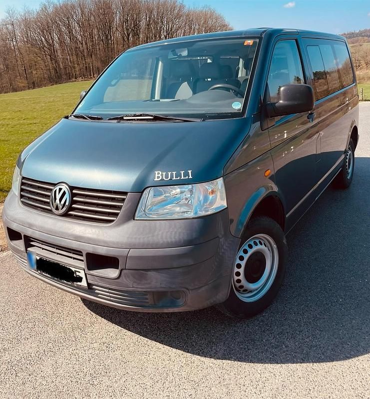 Gebraucht VW T5 130 PS (95 kW) 2008 Grau Van