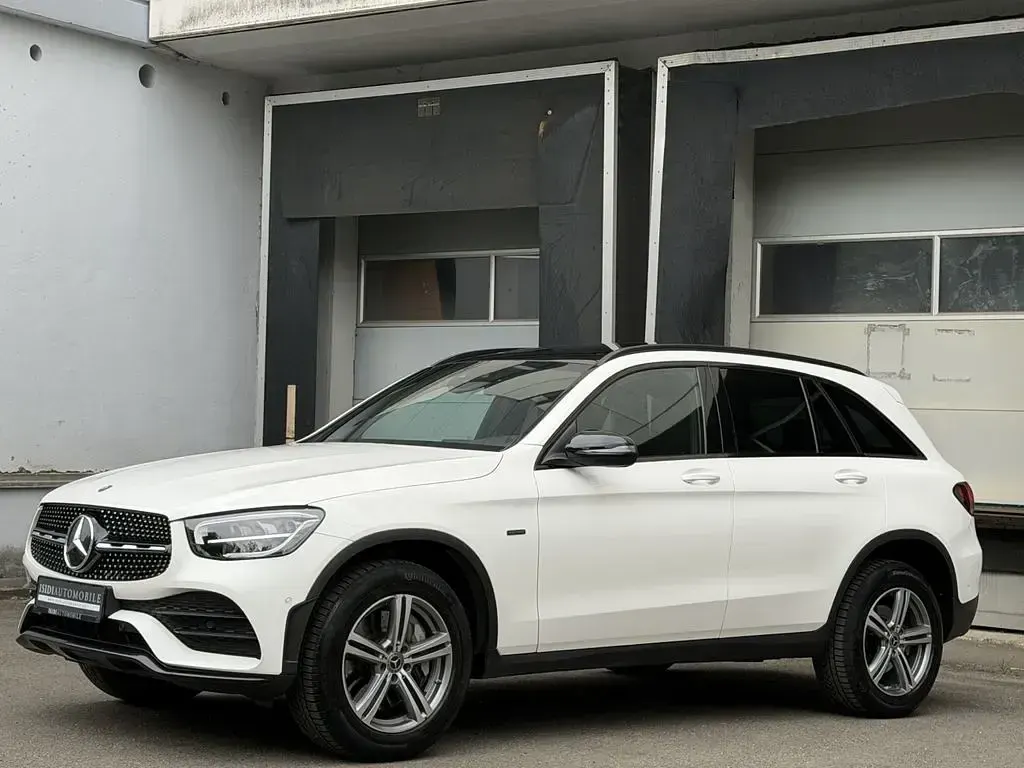 Gebraucht Mercedes GLC300 AMG 211 PS (155 kW) 2020 Polarweiã SUV