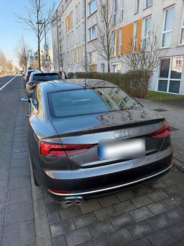 Gebraucht Audi A5 S-Line 190 PS (139 kW) 2018 Grau Coupé