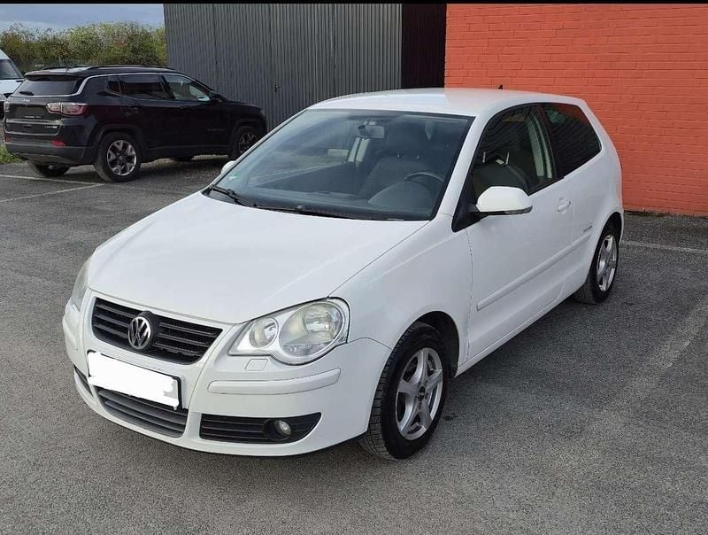 Weiß Gebraucht 2009 VW Polo United Kleinwagen | 2.200 € (Superpreis) - Bild 1/4