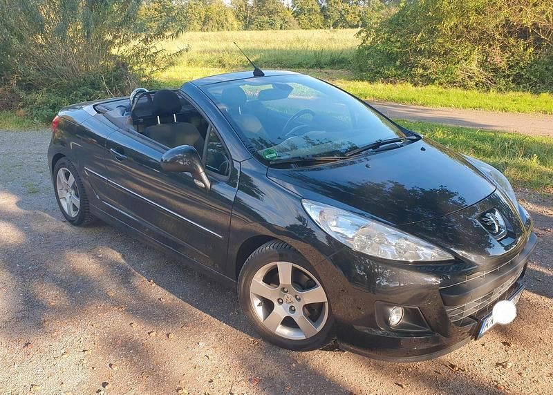 Schwarz Gebraucht 2007 Peugeot 207 CC Cabrio | 3.300 € - Bild 1/4