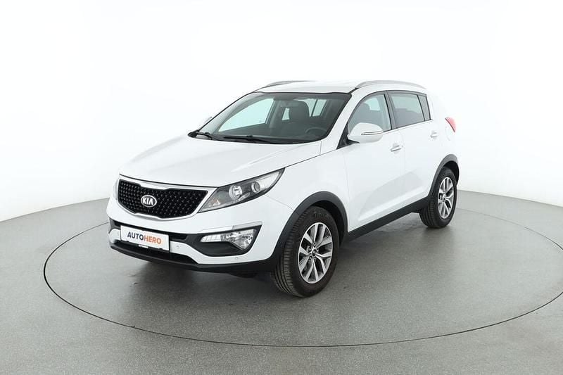 Weiß Gebraucht 2015 Kia Sportage DREAM-TEAM Edition SUV | 11.750 € (Fairer Preis) - Bild 1/3