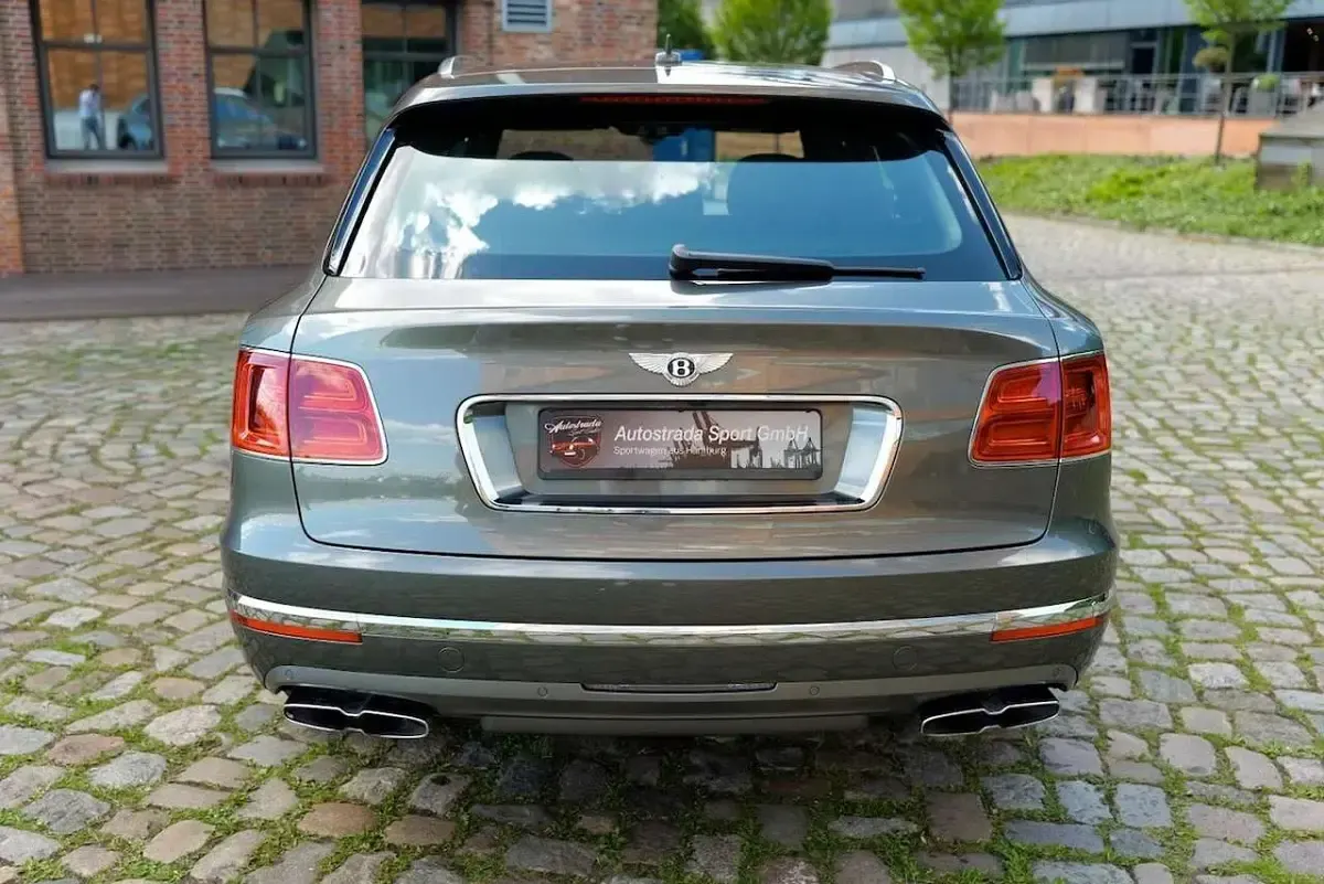 Gebraucht Bentley Bentayga 435 PS (319 kW) 2017 Grau SUV