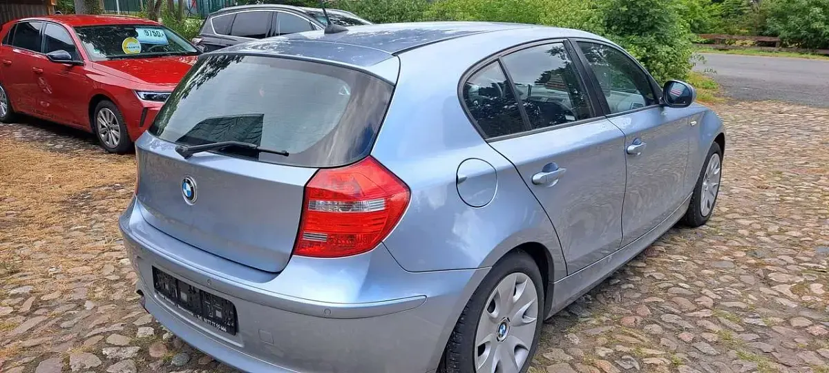 Gebraucht BMW 116 122 PS (89 kW) 2010 Bluewater metallic Kleinwagen