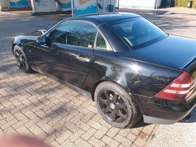 Schwarz Gebraucht 1998 Mercedes SLK200 Cabrio | 2.300 € (Superpreis) - Bild 1/4