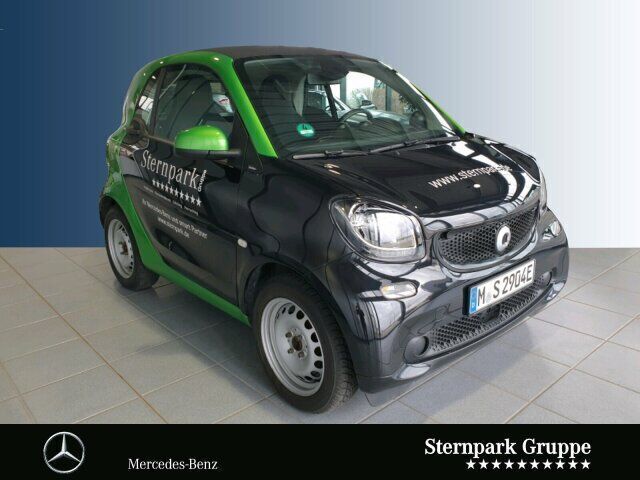 Gebraucht Smart ForTwo Electric Drive Passion 60 kW (82 PS) 2018 Schwarz Kleinwagen