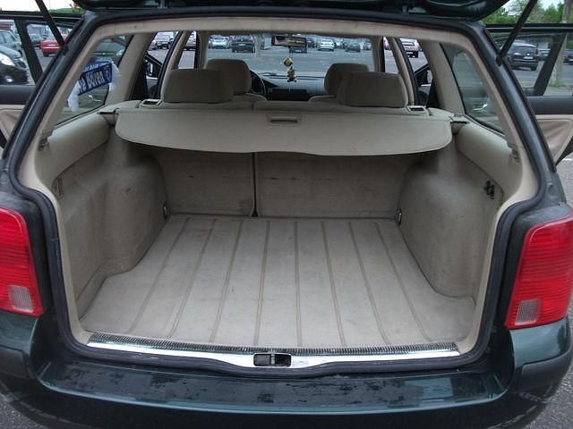 Gebraucht VW Passat Comfortline 101 PS (74 kW) 1998 Grün metallic Kombi
