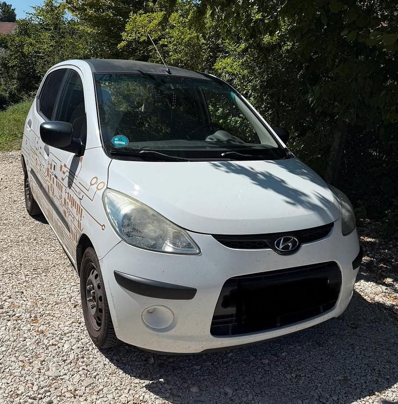 Weiß Gebraucht 2008 Hyundai i10 Kleinwagen | 1.200 € - Bild 1/4