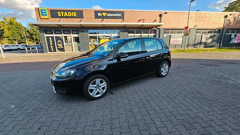 Schwarz Gebraucht 2010 VW Golf VI Limousine | 5.100 € (Fairer Preis) - Bild 1/4
