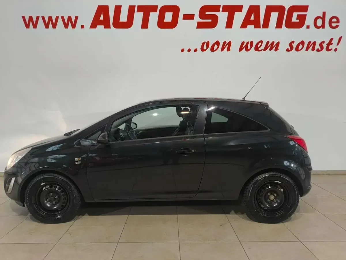 Usado Opel Corsa 87 HP (63 kW) 2012 Preto Citadino