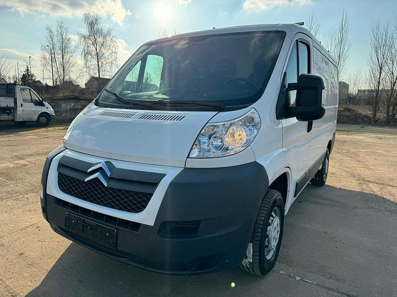 Weiß Gebraucht 2014 Citroën Jumper Van / Kleinbus | 7.900 € (Guter Preis) - Bild 1/4