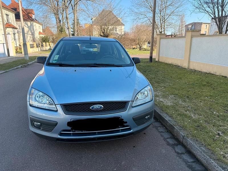 Gebraucht Ford Focus 100 PS (73 kW) 2006 Blau Limousine