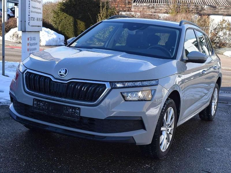 Steelgrau Gebraucht 2022 Skoda Kamiq Clever SUV | 15.900 € (Superpreis) - Bild 1/4