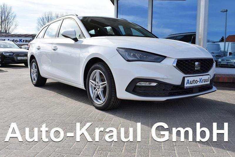 Gebraucht Seat Leon Style 150 PS (110 kW) 2022 Candy white Kombi