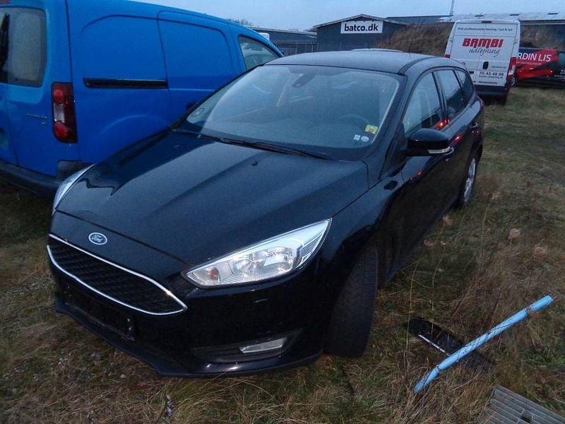 Schwarz Gebraucht 2016 Ford Focus Business Edition Limousine | 2.300 € (Superpreis) - Bild 1/4