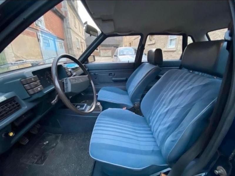 Second-hand Audi 80 54 CP (39 kW) 1984 Albastru Berlinǎ