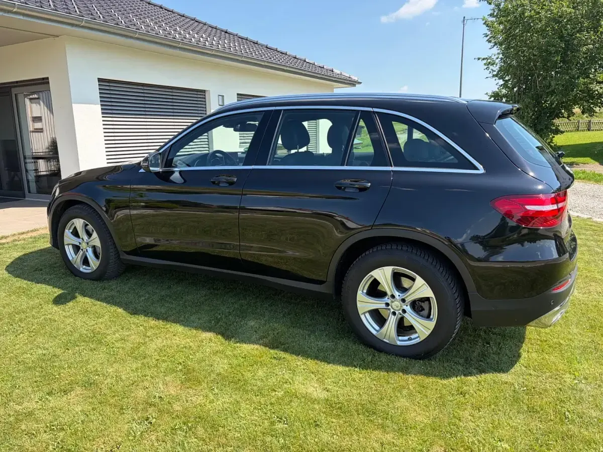 Gebraucht Mercedes GLC220 170 PS (125 kW) 2015 Schwarz SUV