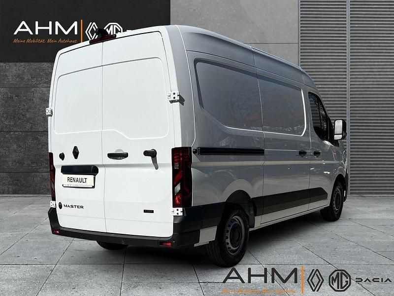 Usata Renault Master 105 kW (143 CV) 2026 Bianco Monovolume