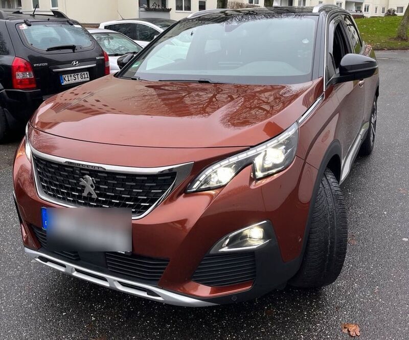 Braun Gebraucht 2017 Peugeot 3008 GTi SUV | 20.000 € (Teuer) - Bild 1/4
