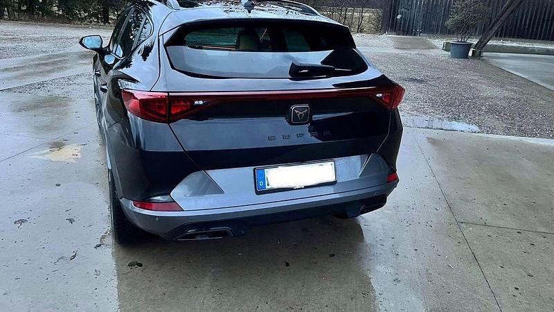 Gebraucht Cupra Formentor 150 PS (110 kW) 2023 Schwarz SUV