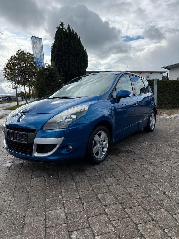 Blau Gebraucht 2009 Renault Scénic III Dynamique Van / Kleinbus | 3.390 € (Guter Preis) - Bild 1/4