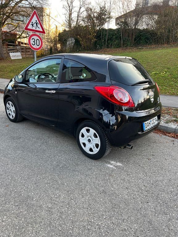 Gebraucht Ford Ka Titanium 69 PS (50 kW) 2010 Schwarz Kleinwagen
