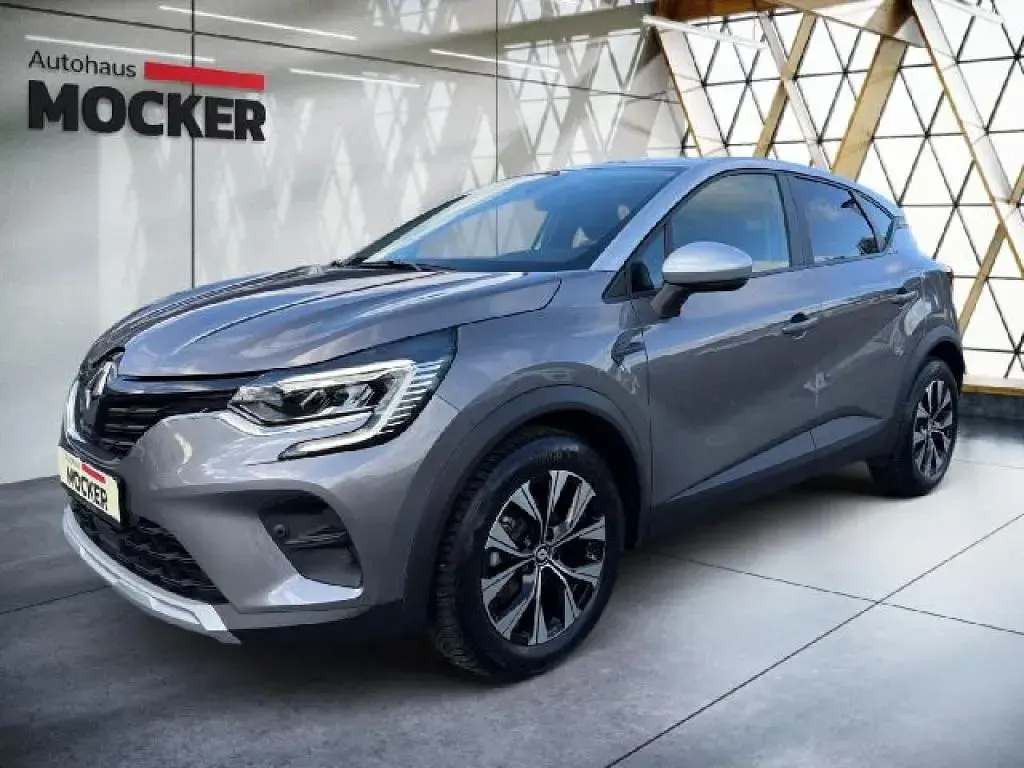 Begagnad Renault Captur Evolution 91 HK (66 kW) 2023 Grå SUV