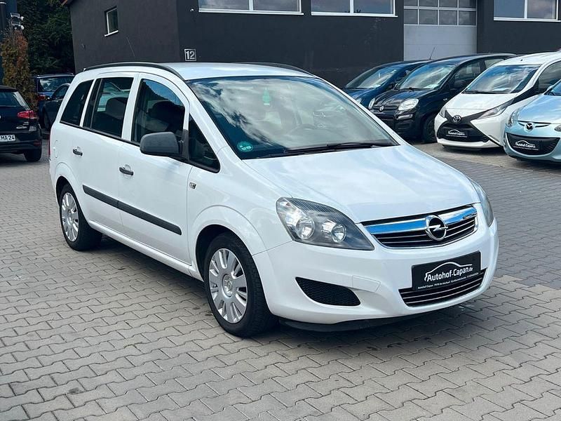 Gebraucht Opel Zafira Selection 116 PS (85 kW) 2009 Weiß Van / Kleinbus