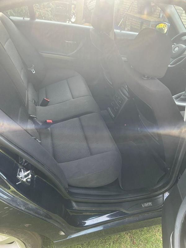 Second-hand BMW 318 2008 Albastru Berlinǎ