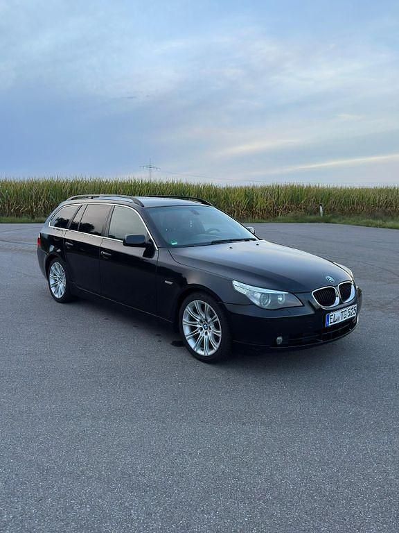 Gebraucht BMW 525 Sport Line 192 PS (141 kW) 2004 Schwarz Kombi