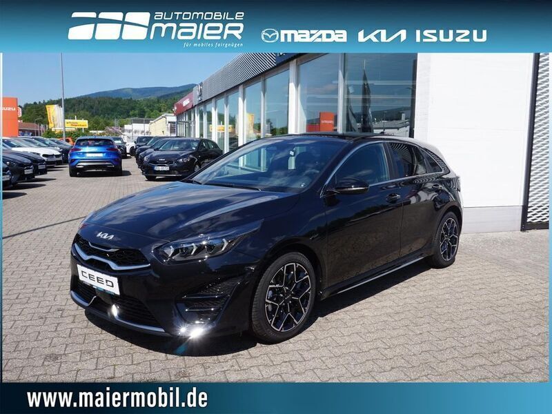 Schwarz Neu 2025 Kia Ceed GT-Line Limousine | 31.450 € (Teuer) - Bild 1/4
